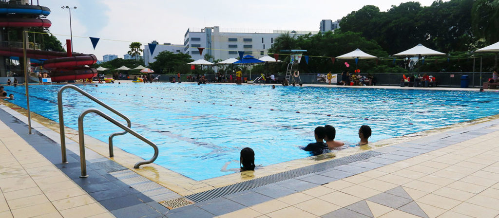 jurong east swimming complex
