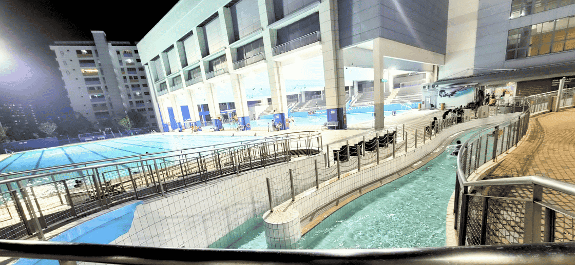 Walkway - Jurong West Swimming Complex